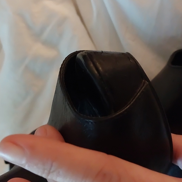 BCBG open toe boots - Picture 10 of 10